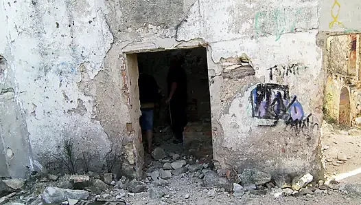 Strong boinked fuckhole of Lusty Chica pink slit looks little full of sperm