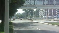 Hasičské auto projíždí v Evansville, Indiana
