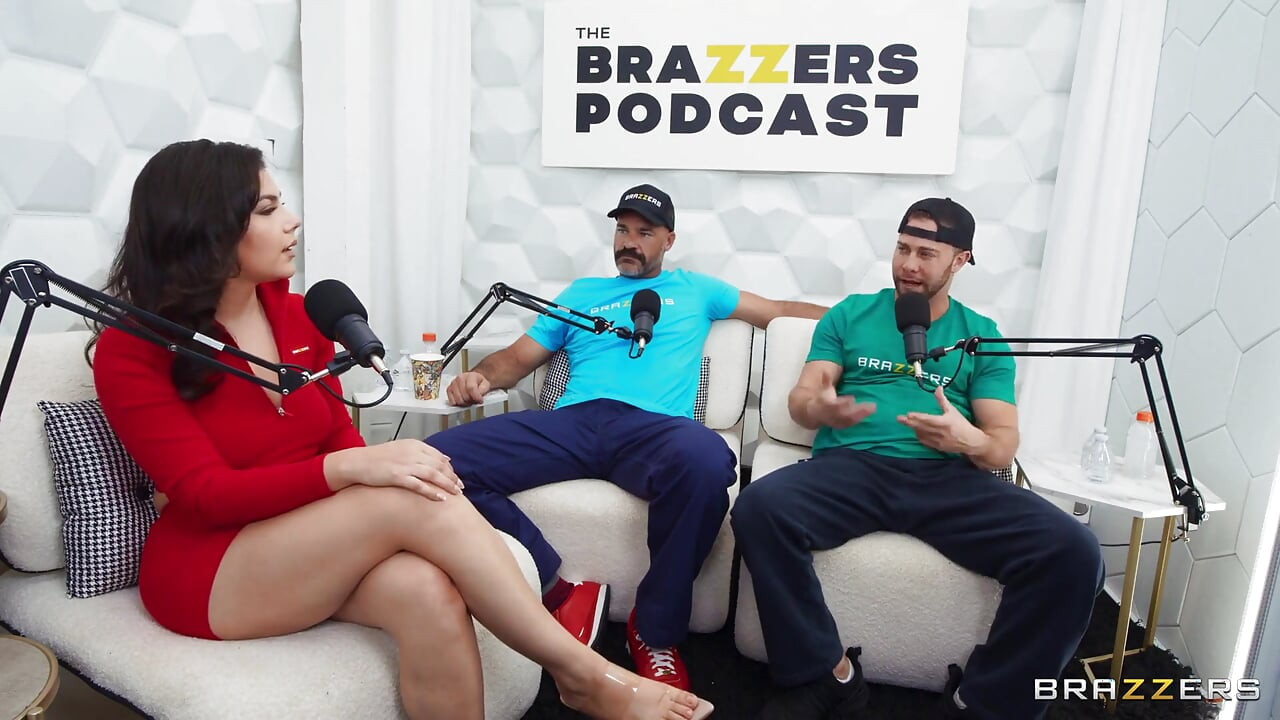 Brazzers - Valentina Nappi Takes Two Cocks After Podcast