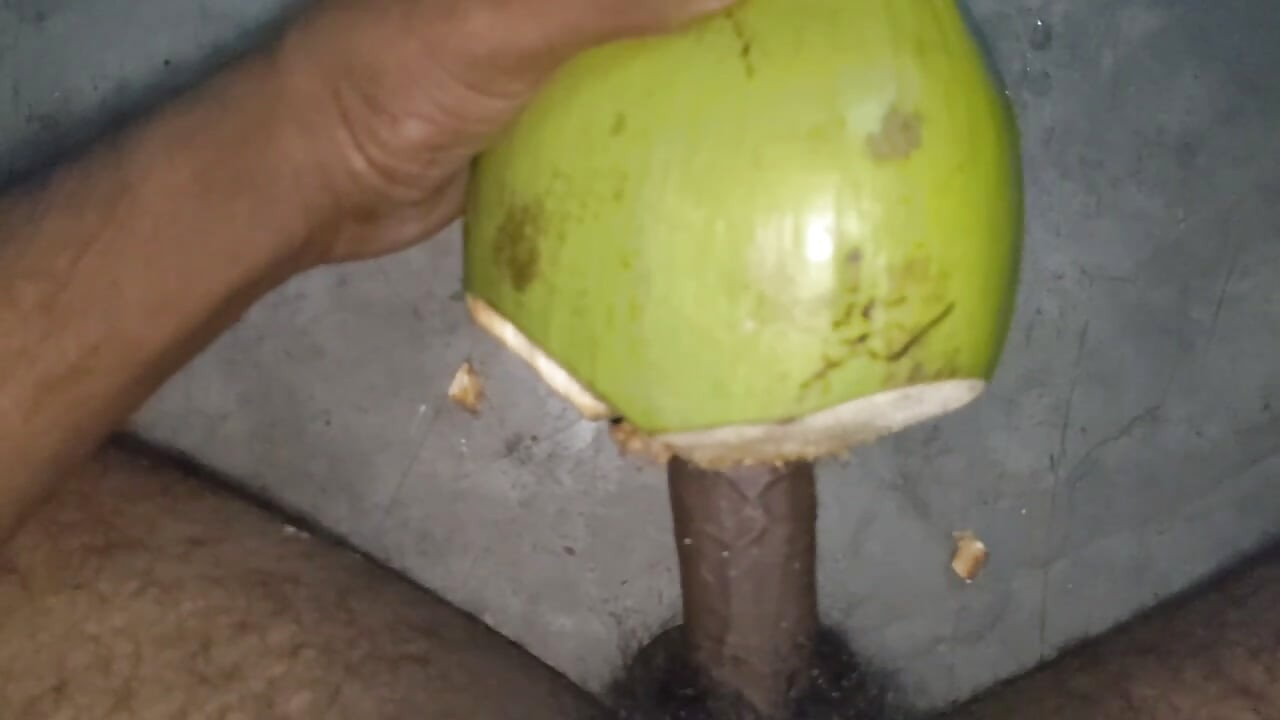 Nariyal ki desi chudai