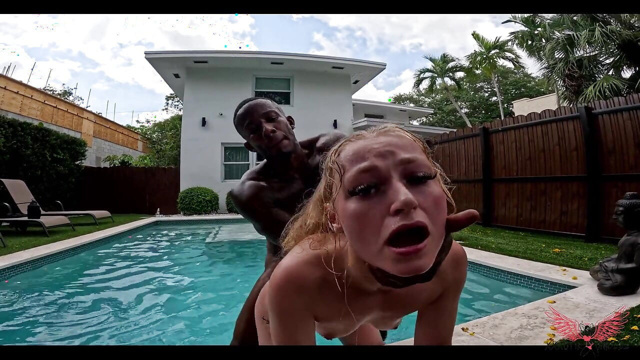 Pool Side Workout