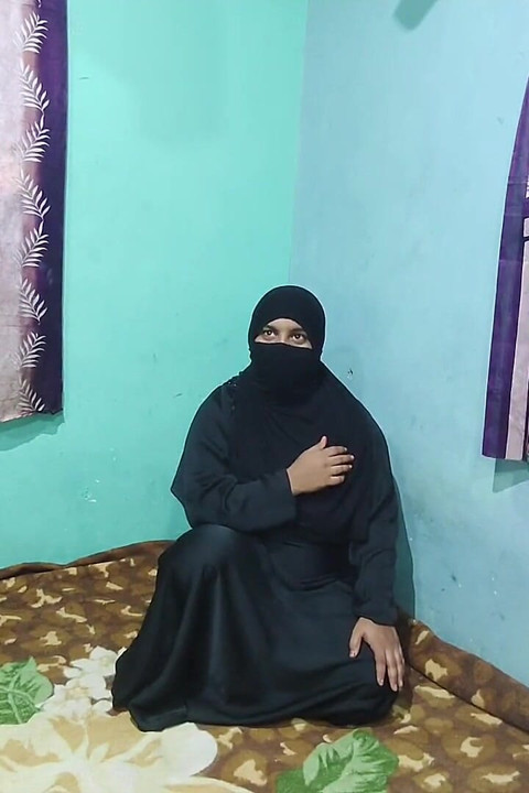 Muslim Girl Hijabi Baby Talking About Sex at First Time