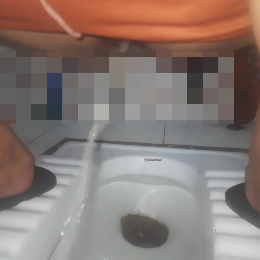 nepali girl pissing
