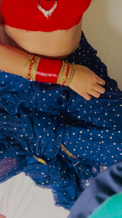 devar ne choda hai sauteli bhabhi ko aur bhabhi ne diya taang phaila kar chod full Hindi voice pura video Hindi me hai | Clip 1