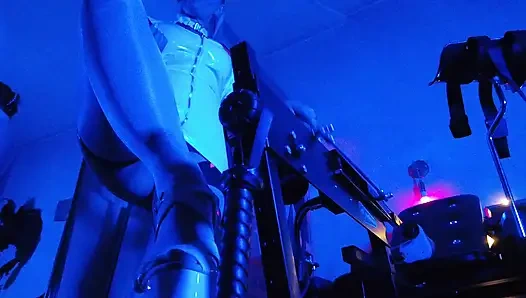 Tanrıça eva lateks domina kadın egemenliği solo fetiş oyuncakları bdsm topuklu ayakkabılar pvc büyük götlü orta yaşlı seksi kadın