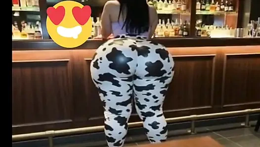 Pantat tidak sabar di bar