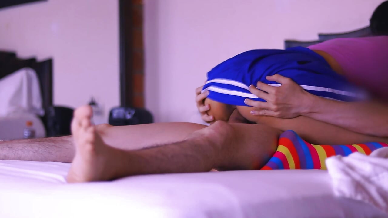 The neighbor's girlfriend when she leaves invites me to come in and taste that tight pussy