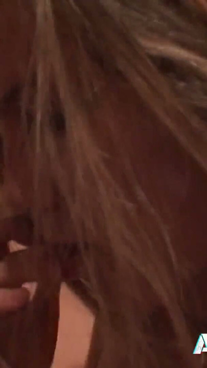 Blonde Yaiza Del Mar fucked in bed with a stiff big cock | Clip 1