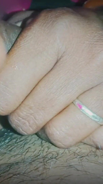Üvey erkek kardeşim odamda oral seks ve elle muamele xxx desi hintli | Klip 1