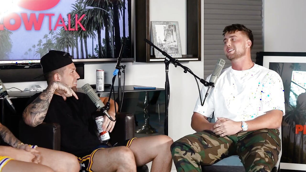 Harry Jowsey on Dating Khloe Kardashian Rumours