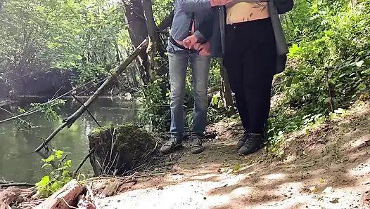 Üvey oğlun ihtiyacı olan tek şey üvey annenin doğal göğüsleri!