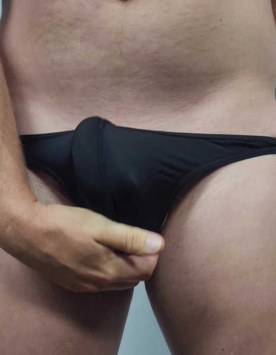 Mutlu penis ve tanga