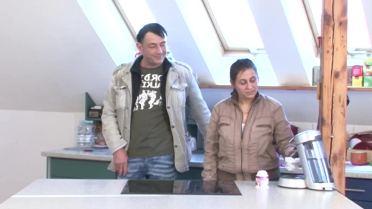 Granny cunt fisted until she's screaming