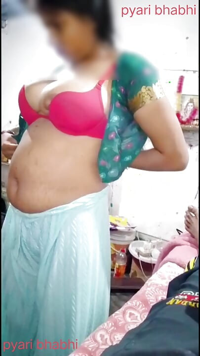 Ass pussy fucking cock sucking pussy sucking breasts sucking milk from the breast and sitting on the cock in doggy style and lying straight on Hindi audio