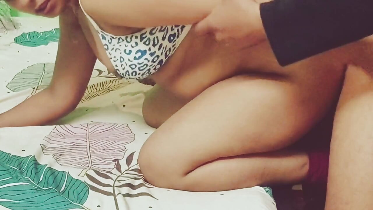 Çıplak seksi latika sikişiyor tam zevk