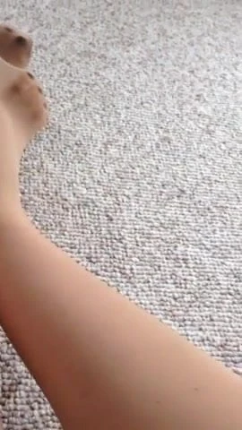 pretty nylon feet