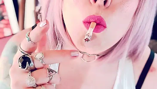 Just A Quick Cigarette With Space Girl Tina Snua - OME OMI Snap Inhales Drifting Smoke Smoking