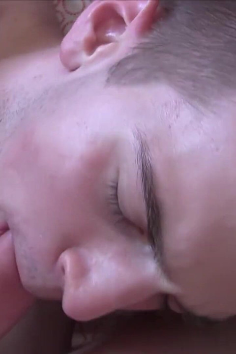 Cute Taylor Gets Splashed with Cum