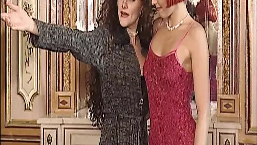 Tattooed Brunette German Cougar Gets Anal Drilled in Vintage