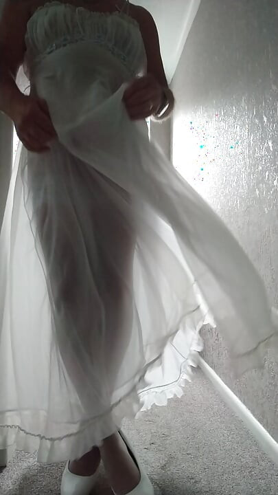 I love this sexy nightdress