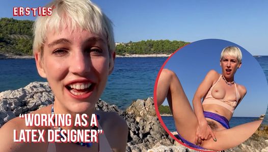 Ersties - l’adorable Annika se doigte sur une plage en Croatie