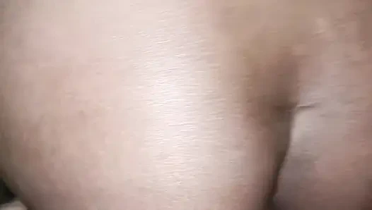 Kakak ipar india yang super semok bergabung sama devar di kamar mandi - seks terlarang dengan erangan keras"