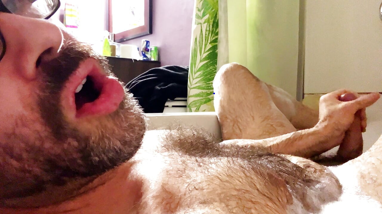 Rub a dub dub a handsome hairy horny daddy in the tub