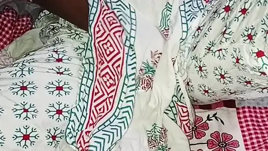 Seema bhabhi meraba di rumah