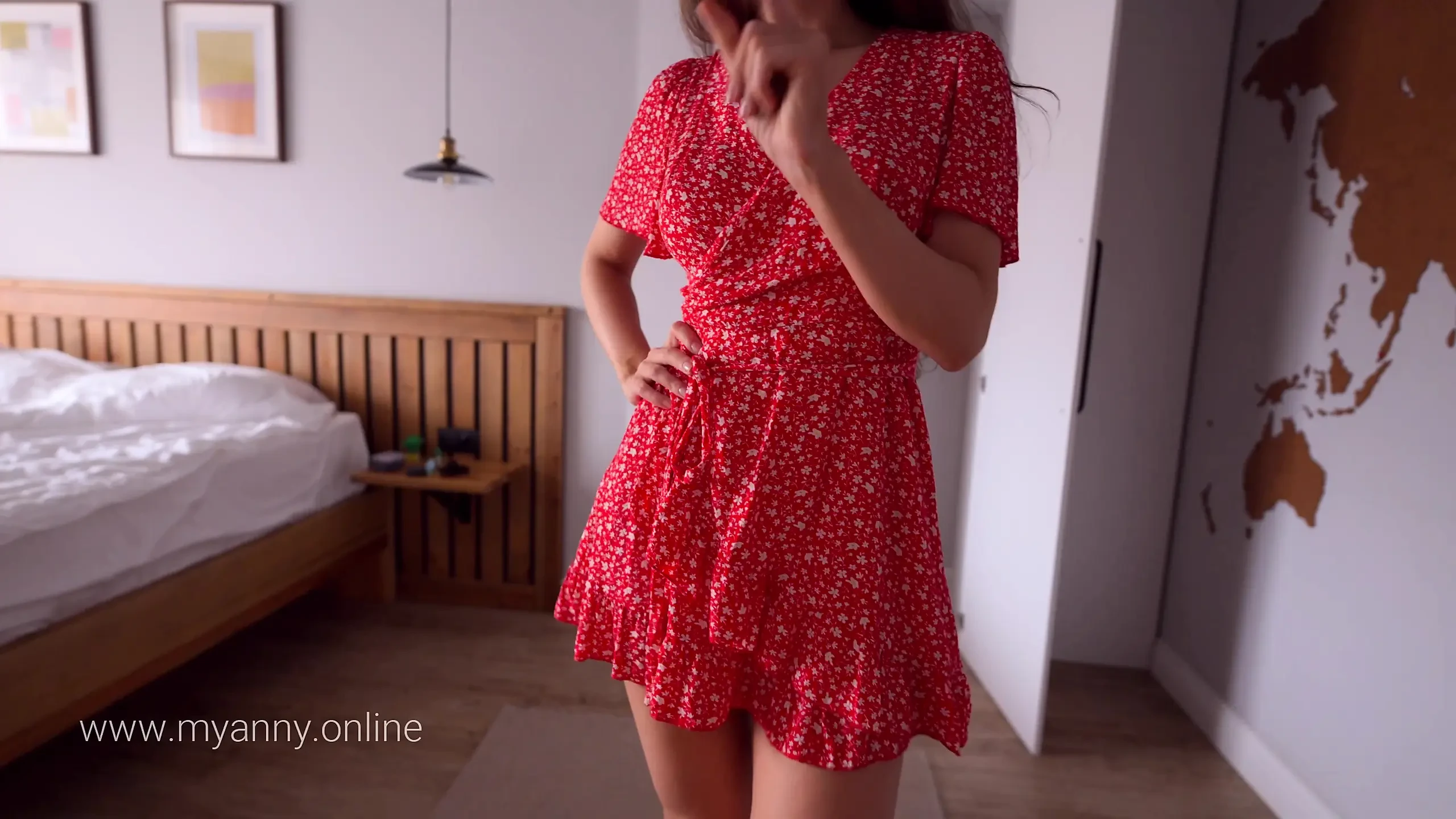 Stepsister Asked to Help Her Choose an Outfit, But It Was an Excuse for Seduction