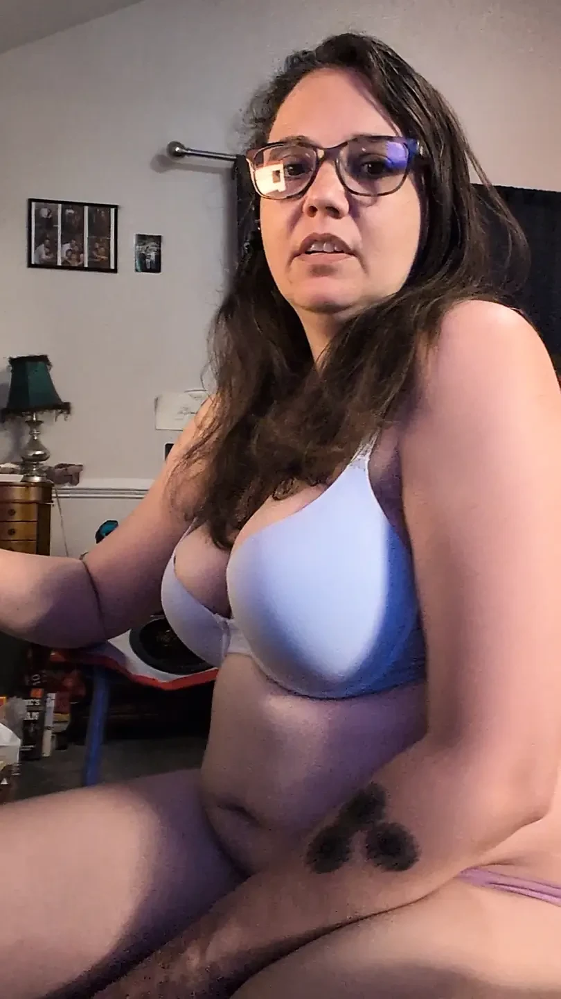 Horny milf squirting while working