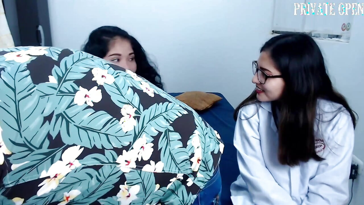 My nurse stepsister receives double cum from my husband in her mouth and on her feet, we made a delicious threesome blindfolded