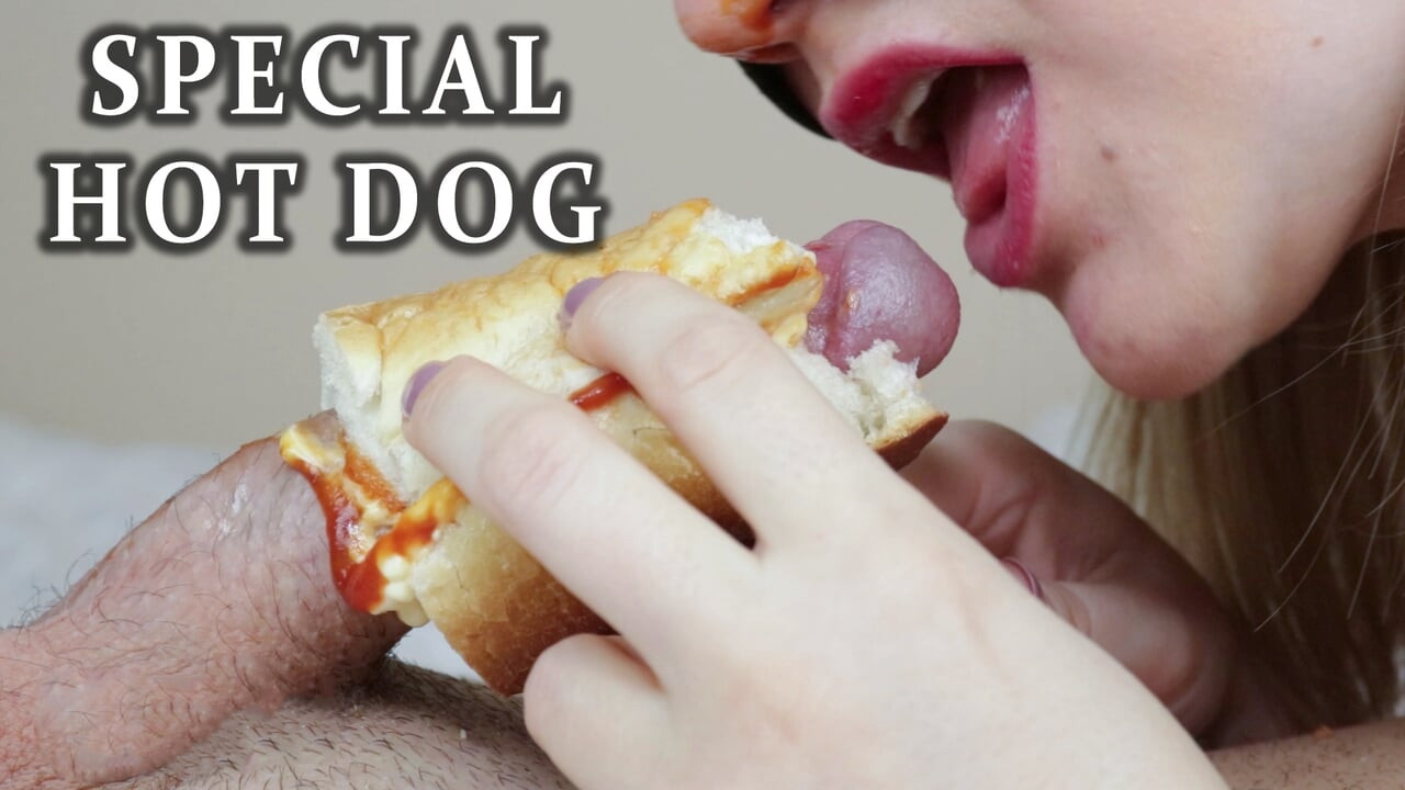 Kurac dovršen u mom posebnom hotdogu