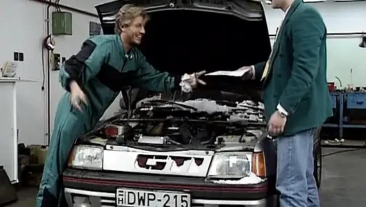 Sperma fressende deutsche schlampe wurde in ihr analloch gefickt