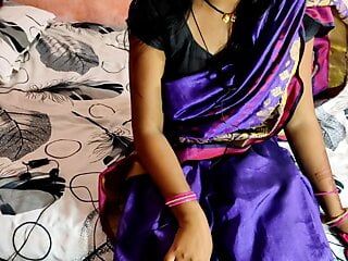 Indyjska hinduska macocha przyłapuje pasierba na zapachu majtek POV