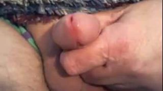 Padrasto e seu pau gordo masturbando na cam