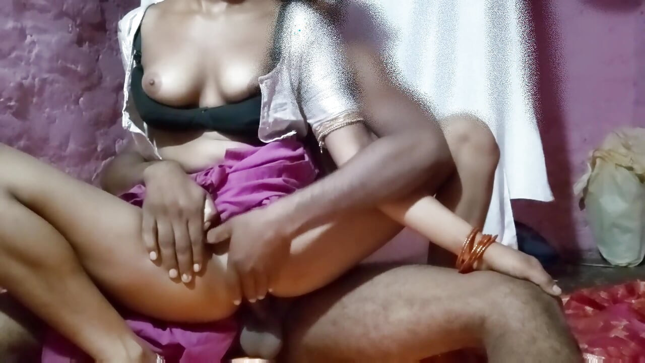 INDIAN HUSBAND WIFE HARD FUCKING, Deshi husband wife real couple fucking video