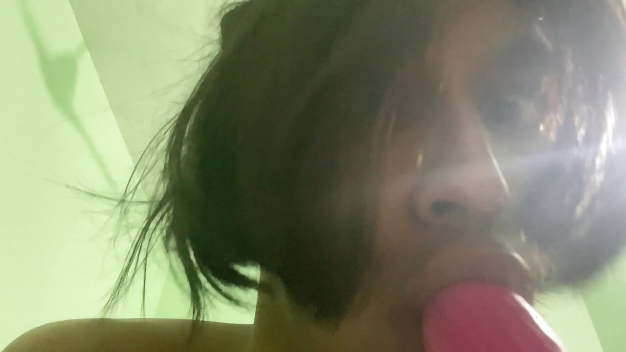 继兄弟你看起来很累让我给你口交