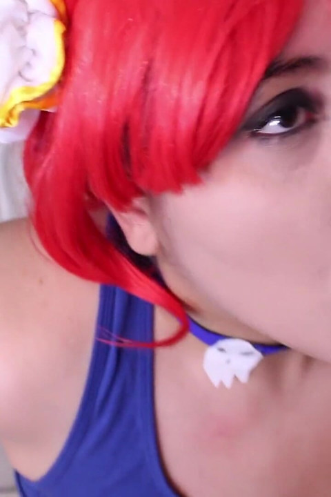 Amber zaspokaja fana