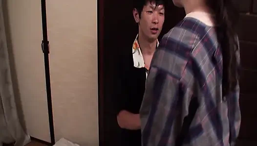 A076G06 SEX that makes you feel like a young for the first time in a long time and expose your orgasmic face!