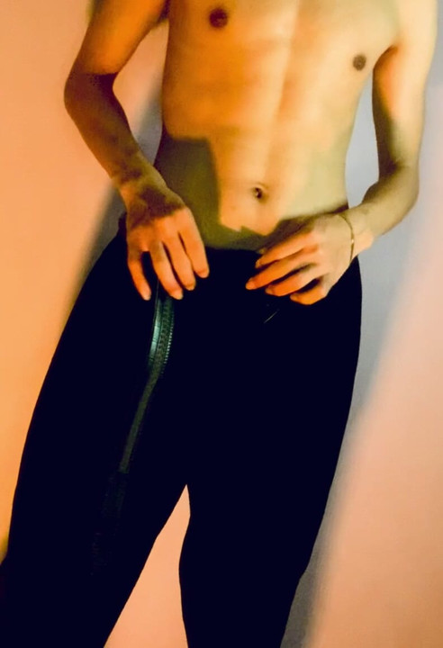 Come and lick my dick