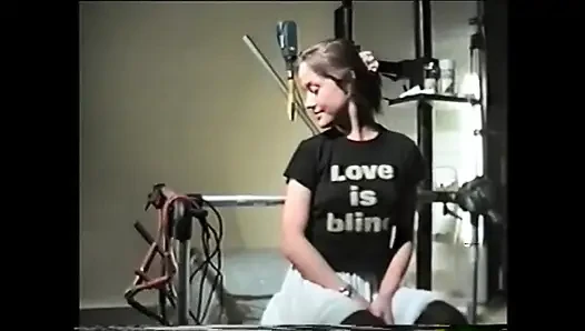 Ateşli öğrenciler sert sikişiyor