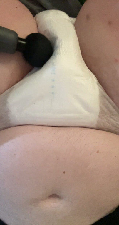 18+ trying to edge with diaper and strong vibrator - do not cum
