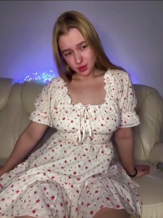 Jucielussie anal plug in doggystyle