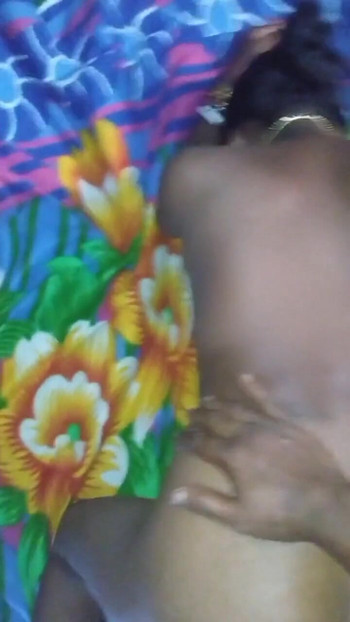 Moment iconic de la "Pure desi Anal facking indian bhabhi"