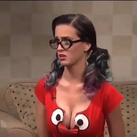 Katy Perry boobs