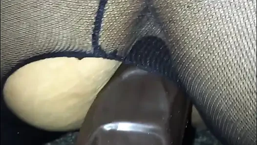 Istri hot lagi asik pamer tubuh aduhainya