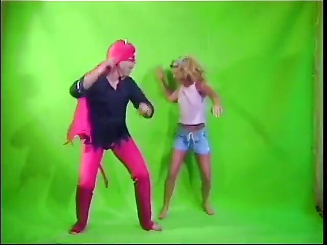 Se divertindo enquanto filma pornô