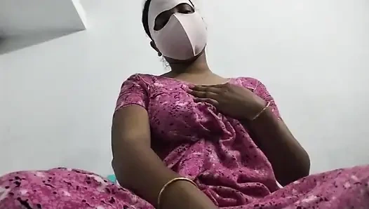 India Bhabhi is a great sex video like that.