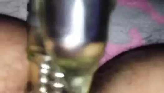 Ich ficke meinen arsch mit dem dildo meiner Frau