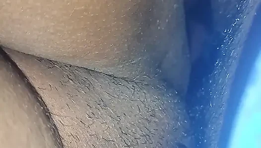 Aku menyetubuhi istri kecilku hari ini